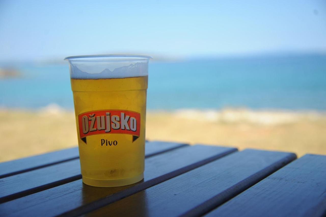 Moro Pula